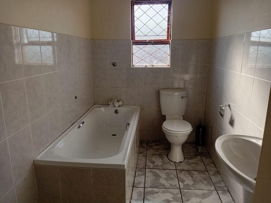3 Bedroom Property for Sale in Haven Hills Eastern Cape